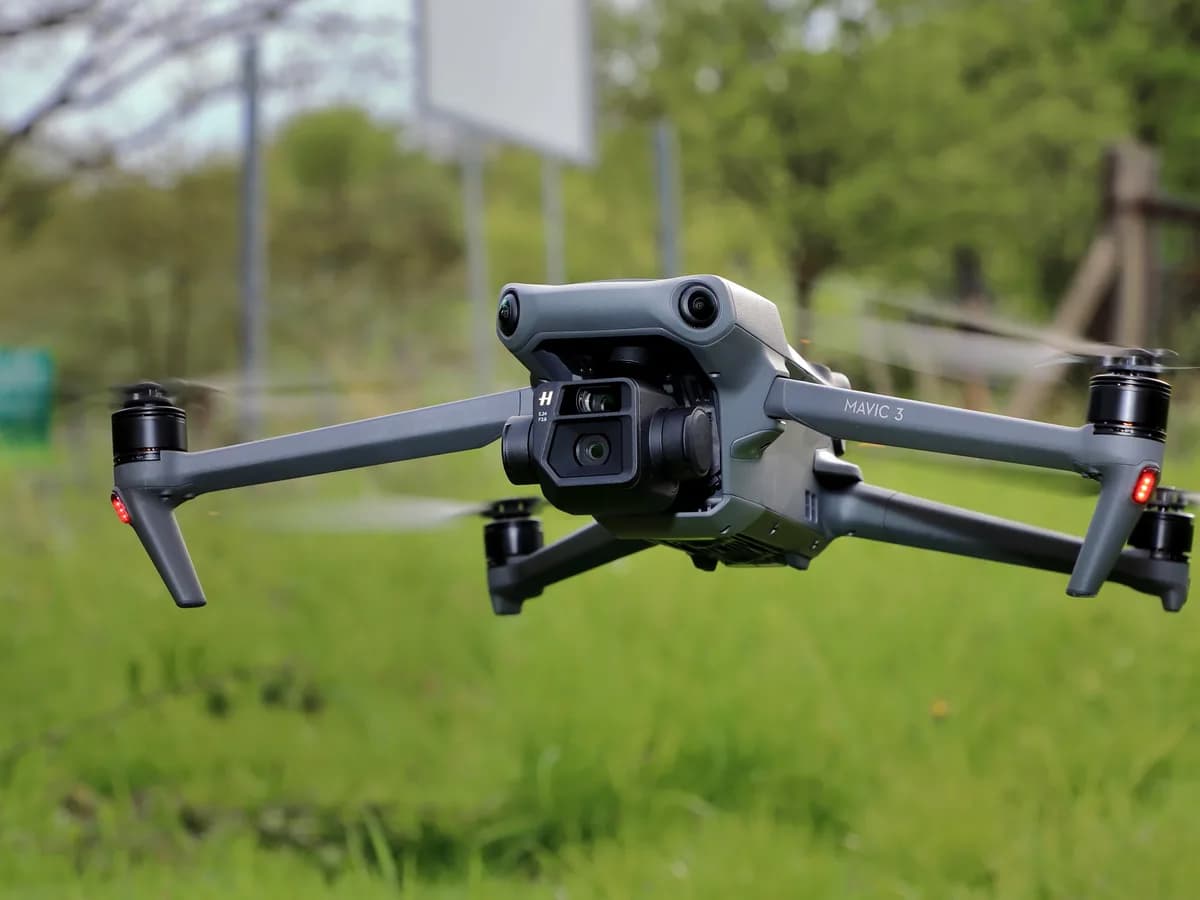 DJI Mavic 3